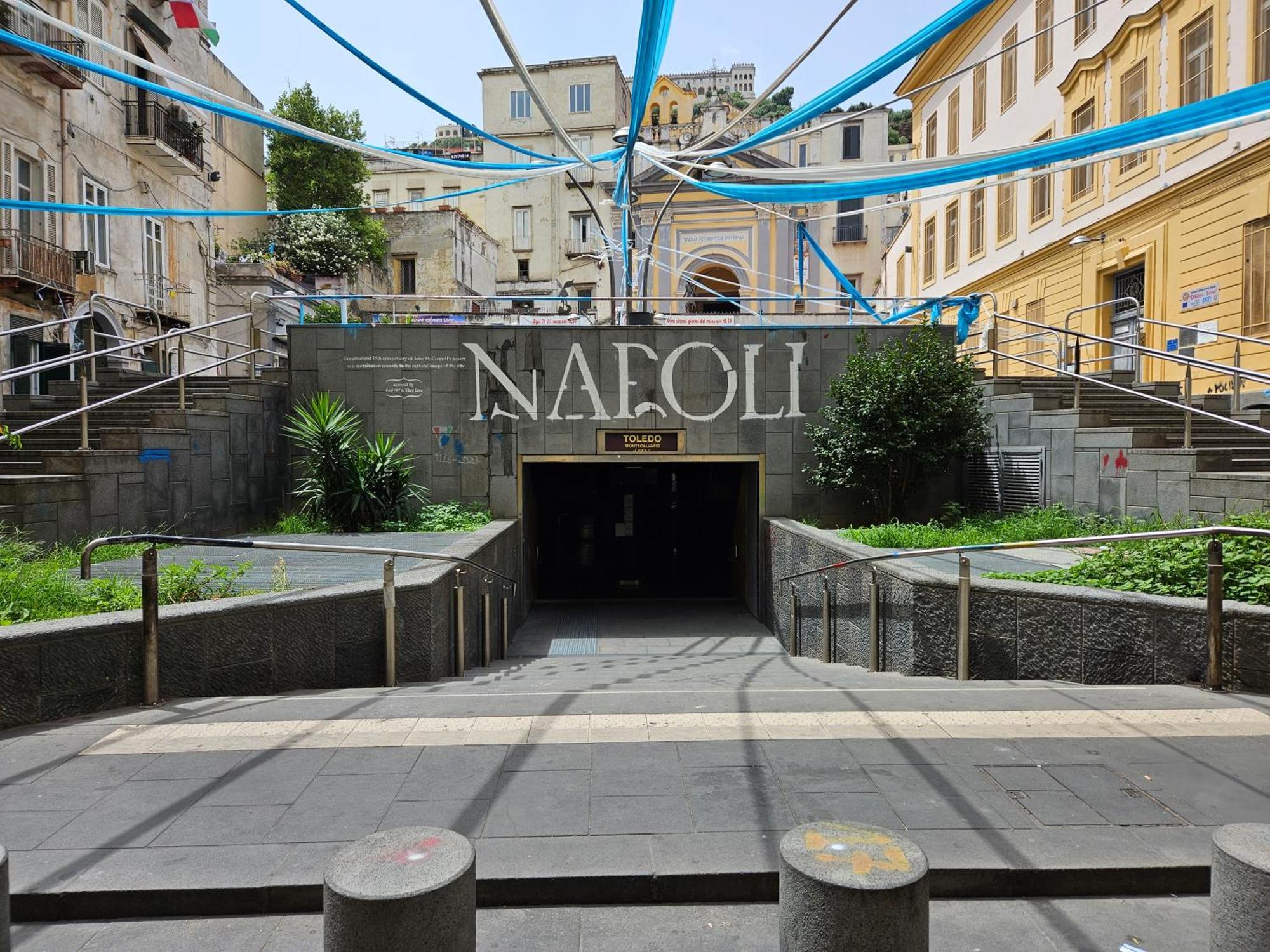 Mansarda Valu Apartment Naples Luaran gambar