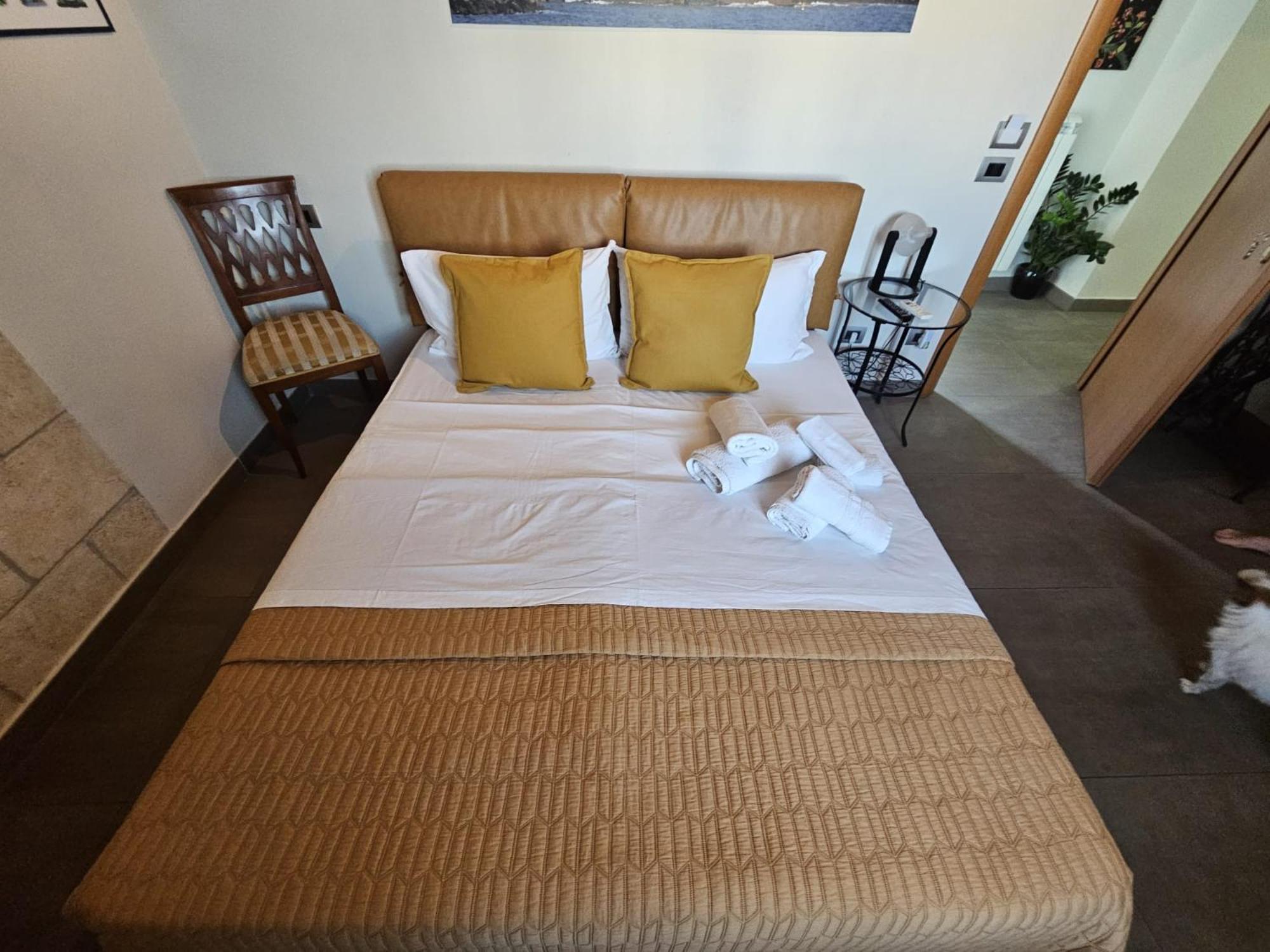 Mansarda Valu Apartment Naples Luaran gambar