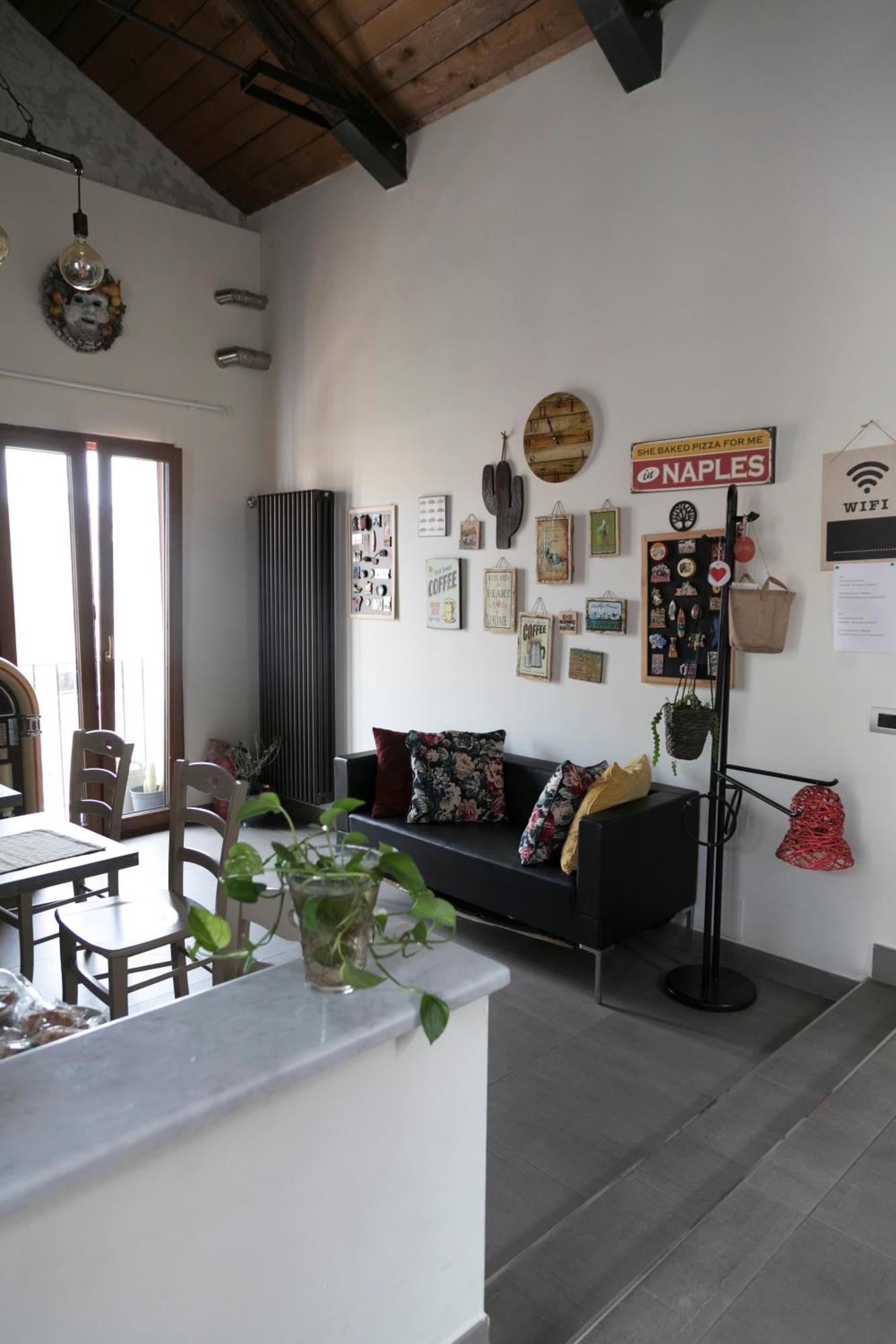 Mansarda Valu Apartment Naples Luaran gambar
