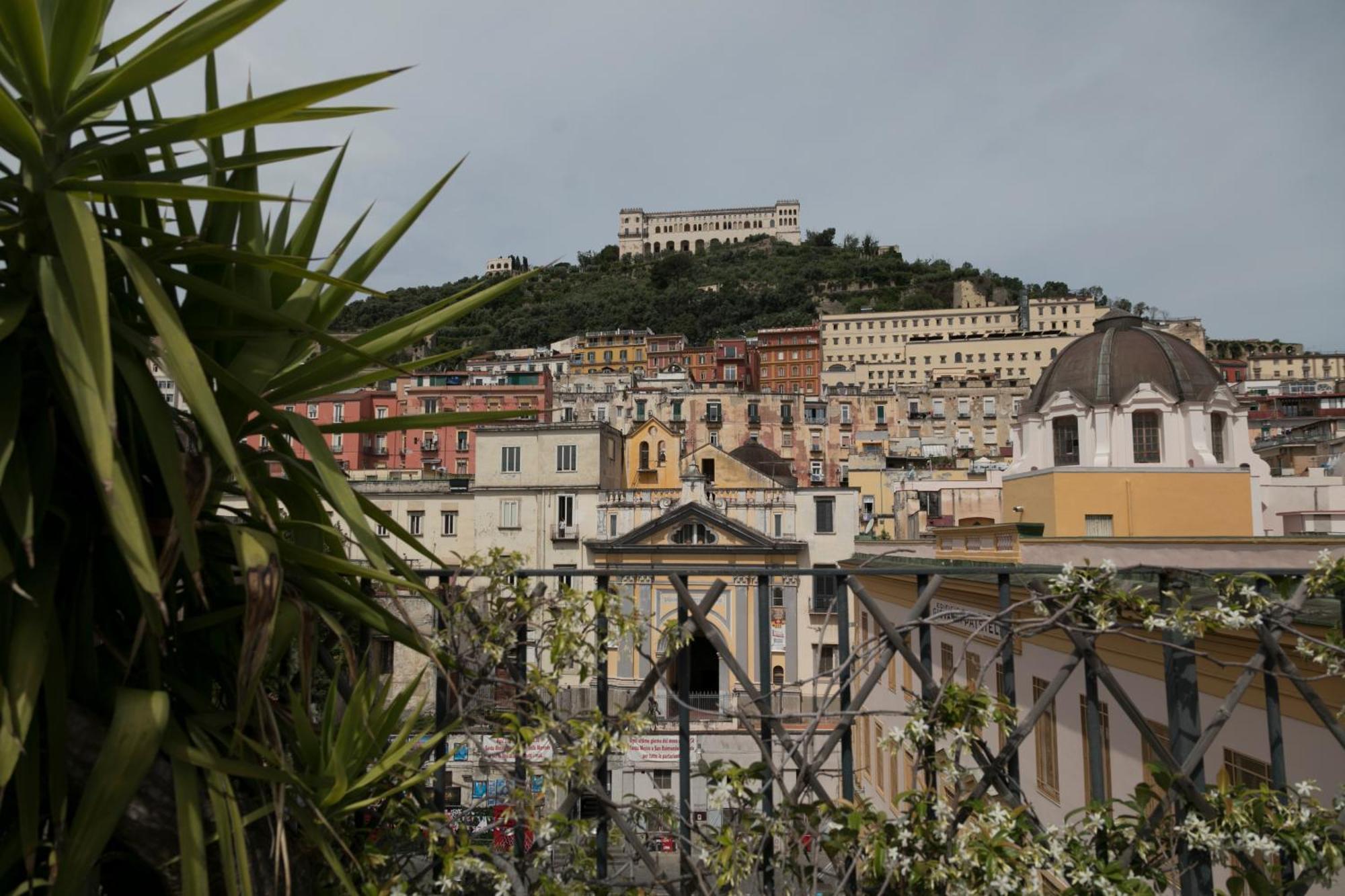 Mansarda Valu Apartment Naples Luaran gambar