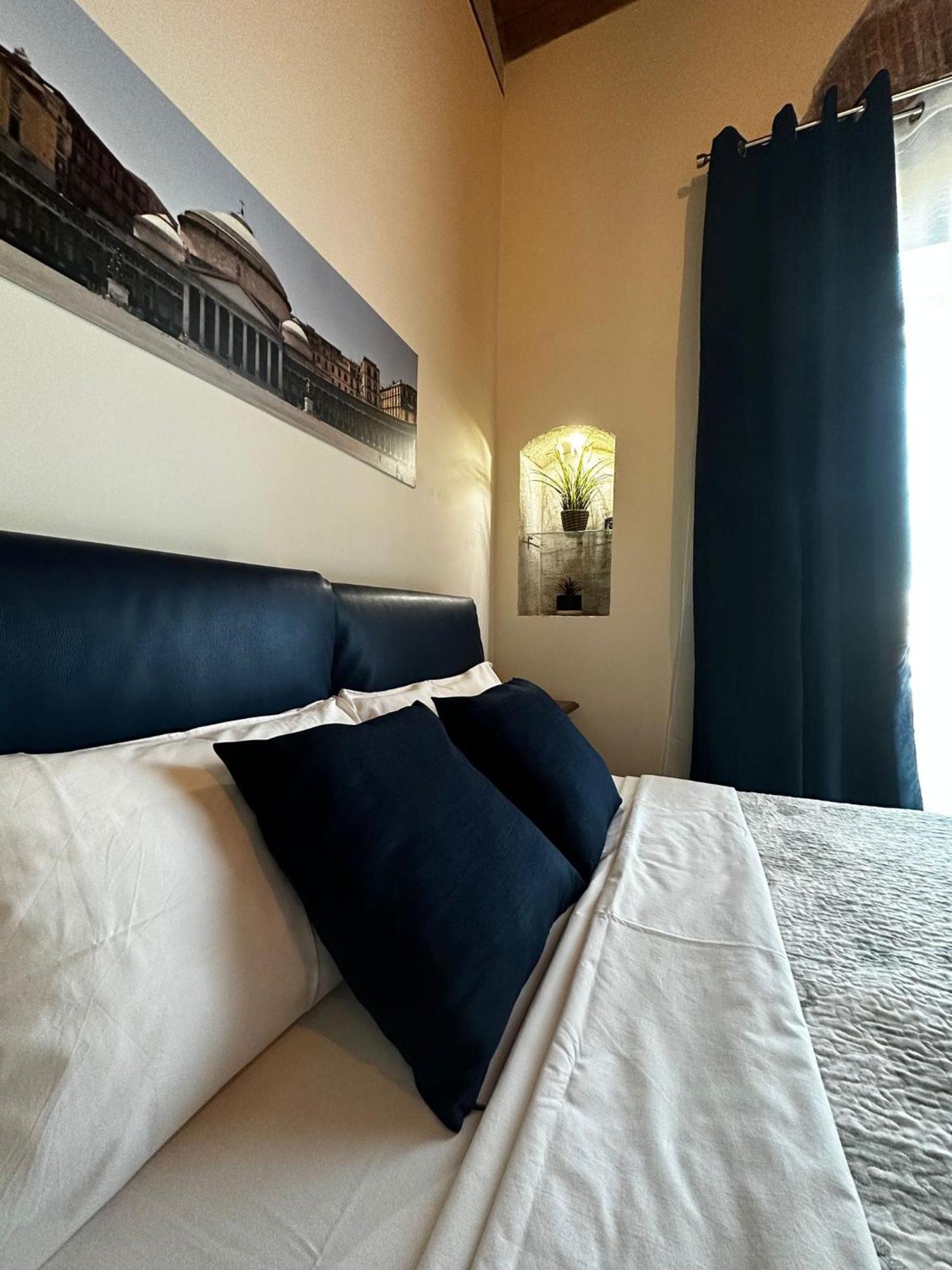 Mansarda Valu Apartment Naples Luaran gambar